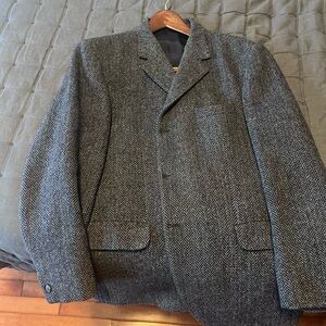 Men’s tweed 41R blazer with shoulder pads
